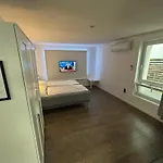 Benjamin Apartman Apartment *