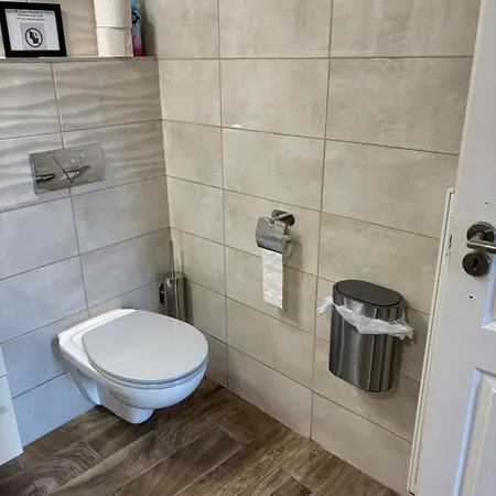 Benjamin Apartman *