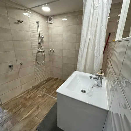 Benjamin Apartman * Budapest