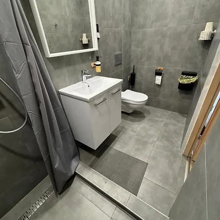 Benjamin Apartman