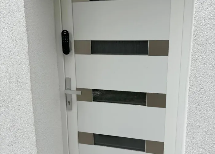 Benjamin * Budapeste